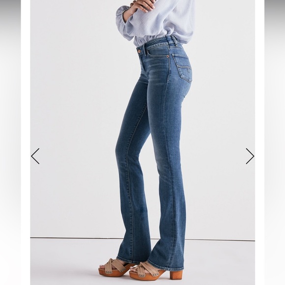 Lucky Brand Lolita Boot Cut Jeans in Sunset Blue - Picture 2 of 10